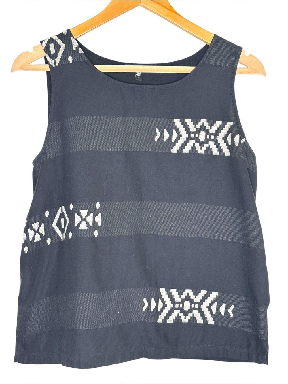 Eileen Fisher tank top black stripe geometric embroidered size small